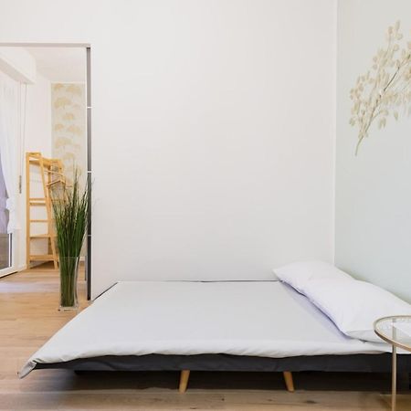 ミラノEasylife - Oasi Chic Pochi Passi Dai Navigliアパートメント エクステリア 写真